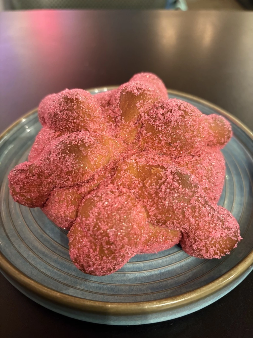 pan de muerto de guayaba en Cardin