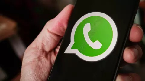 ¿Te espía WhatsApp? Te decimos cómo controlar el acceso a tu cámara y micrófono