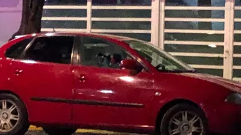 ERW3P9LX0AAdu-l (1).jpg