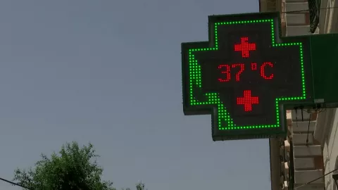 Ola de calor azota Italia; la sequía en Roma es preocupante.