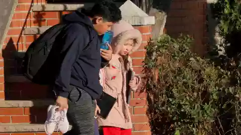 oms escuelas abiertas covid-19 .jpg