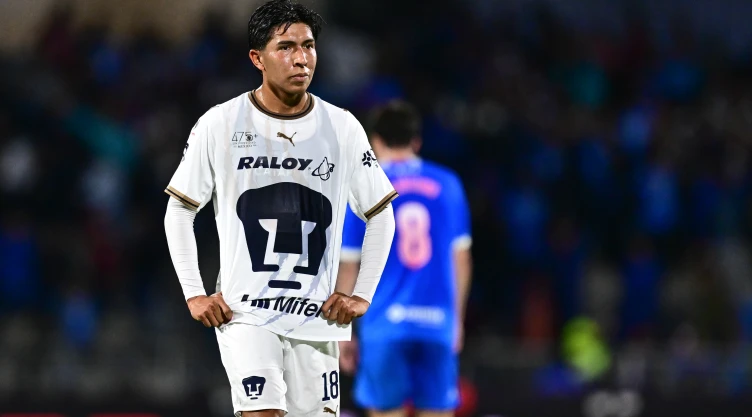 Víctor Arteaga suma minutos de menor para Pumas