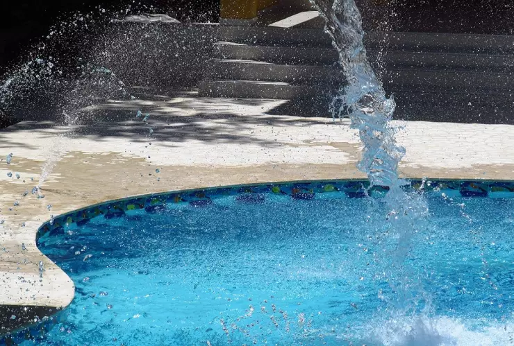 muertos electrocutados alberca apodaca NL