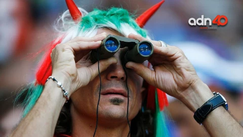 VIDEO: Mexicano intenta entrar a Catar con alcohol en binoculares