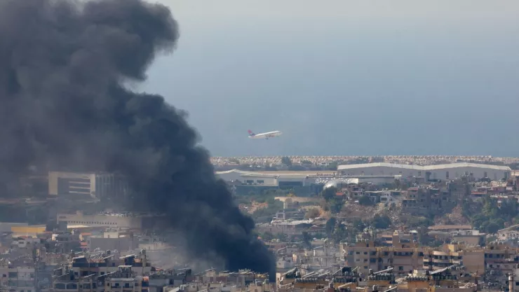 Evacúan a mexicanos en el Líbano, aumentan las tensiones en el Medio Oriente