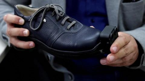 Disponibles en Austria: zapatos inteligentes para ayudar a invidentes.