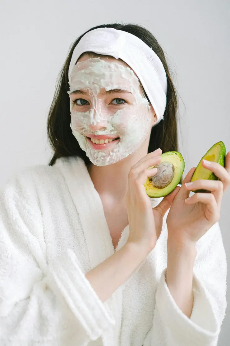 Las mascarillas con aguacate ayudarán a hidratar tu cabello de forma natural