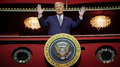 Donald Trump confirma que 2,400 documentos inéditos sobre el asesinato de John F. Kennedy serán liberados.