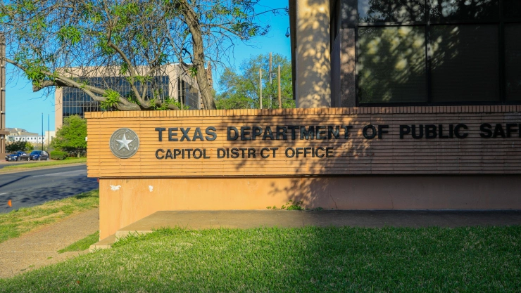 Entrada a las oficinas del DPS en Austin, Texas
