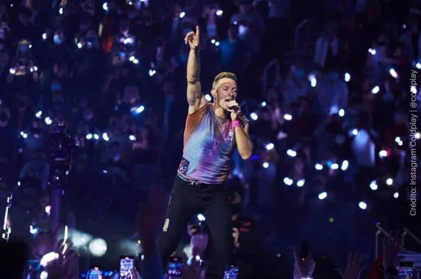 Coldplay cantando.jpg
