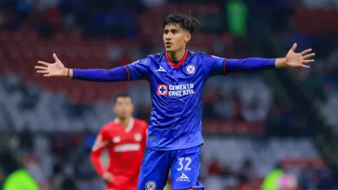 Cristian Jiménez saldría de Cruz Azul en este mercado