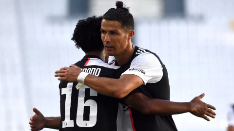 Juventus golea sin misericordia