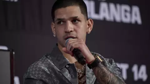 Edgar Berlanga Canelo Álvarez pelea conferencia