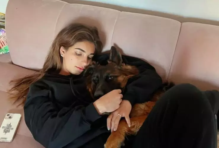 mar de regil se reencuentra con su perro