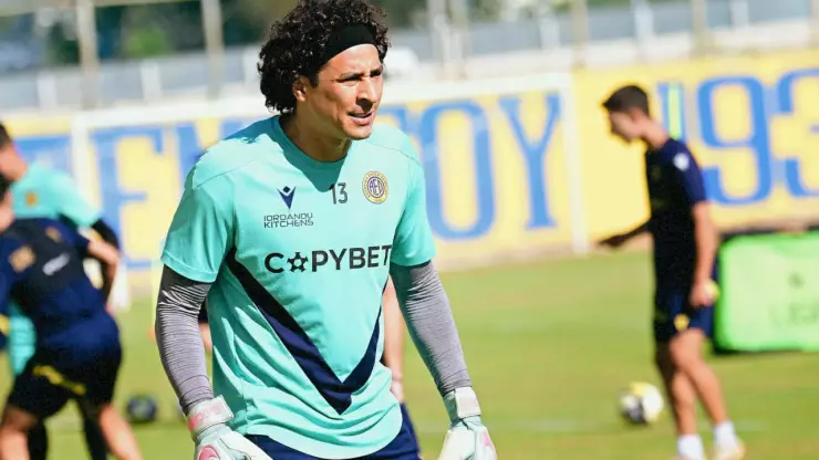 Memo Ochoa