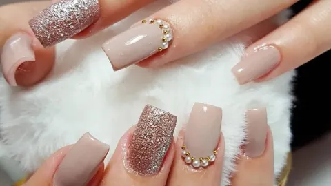 47 diseños de uñas para boda que puedes elegir para ese día especial: o incluso si eres invitada