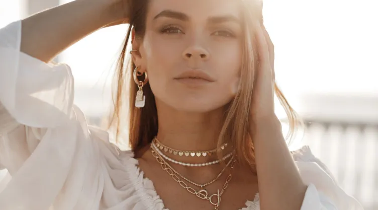 collares