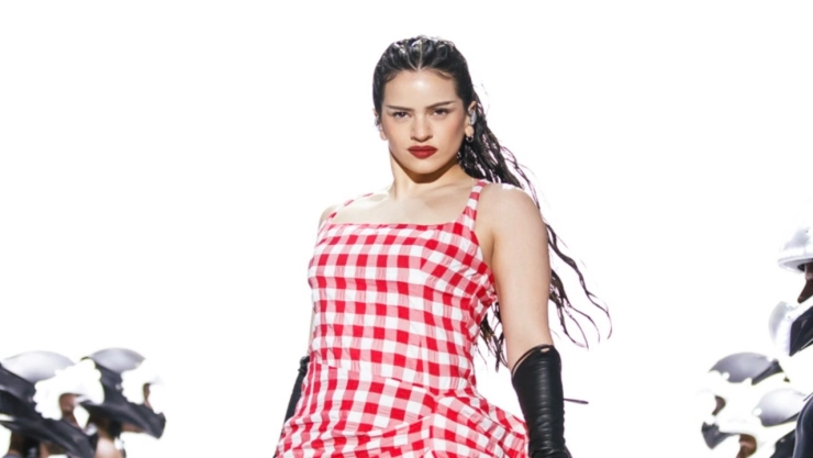 Rosalía-en-el-Zócalo-CDMX-concierto-hoy-28-abril-lloverá