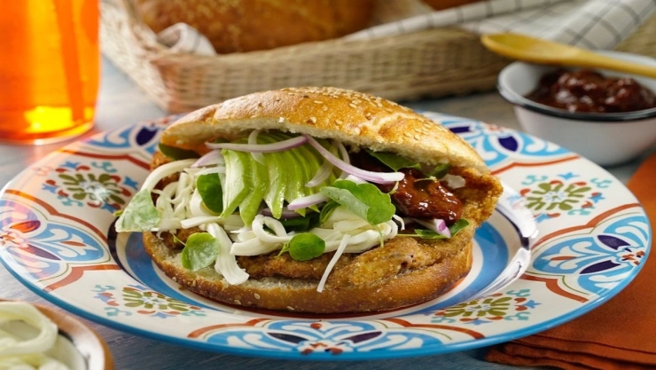 Cemita poblana dentro del ranking de sándwiches de Taste Atlas