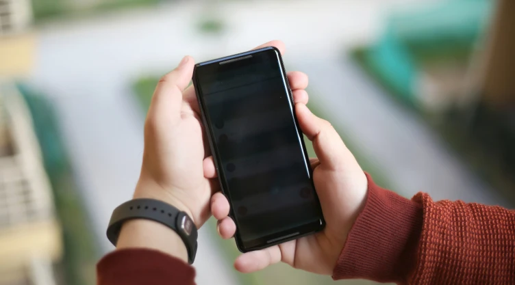 ¿La eSIM evita el registro con CURP? Esto es lo que se sabe en México