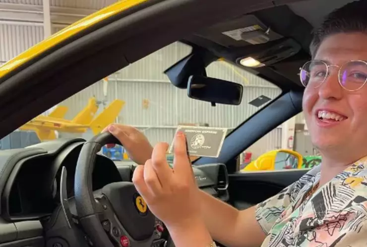 Fofo Márquez fue detenido tras golpear una mujer en el rostro.