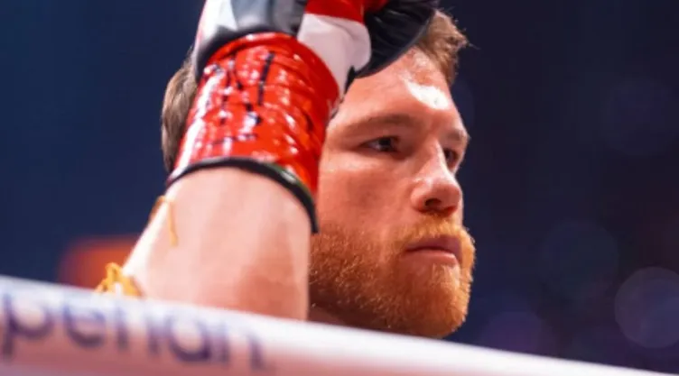 canelo-alvarez-boxeadores-titulo-universitario.jpg