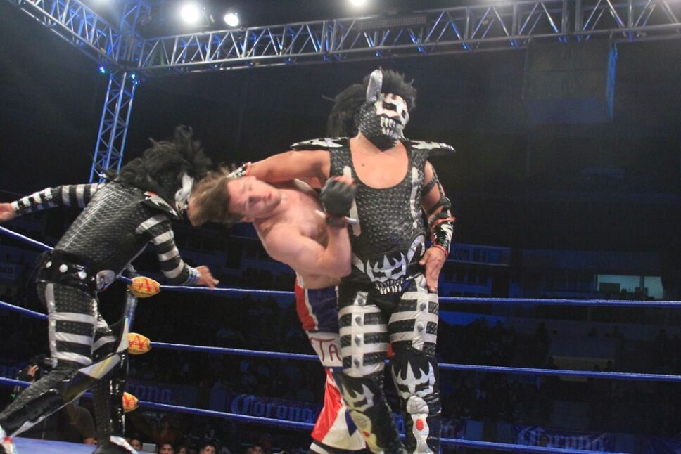 Luchador Uro Rocker