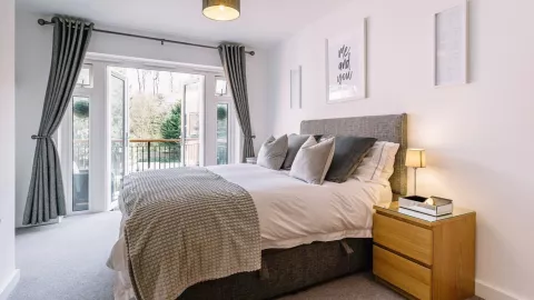 Las mantas pueden ayudar a mantener la temperatura en tu casa