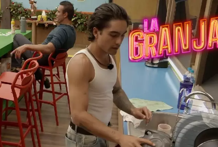 Sergio Mayer Mori DESPRECIA a la Golden family de La Granja VIP.