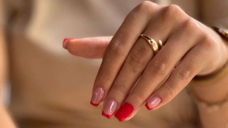 /estilo-de-vida/manicura-microfrancesa-colores-tendencia
