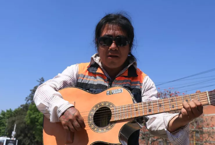 El Macario Poblano: Un barrendero con pasión por la música y el arte