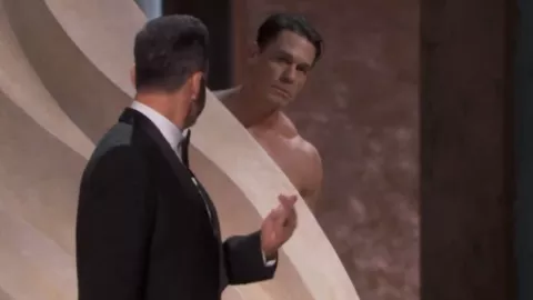 John Cena aparece desnudo en los Premios Oscar