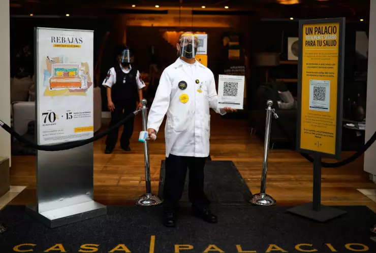 Cines, comercios y restaurantes amplían aforo a 40% en el Edomex