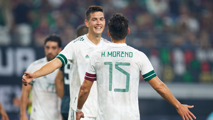 César Montes y Héctor Moreno con la Selección Mexicana