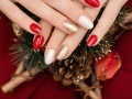 27 ideas de uñas elegantes para Navidad