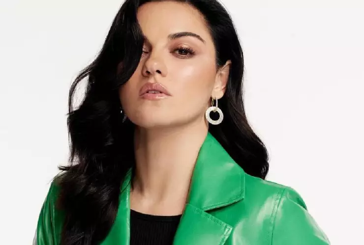 Maite Perroni se convierte en mamá Le da la bienvenida a Lía, su primera hija