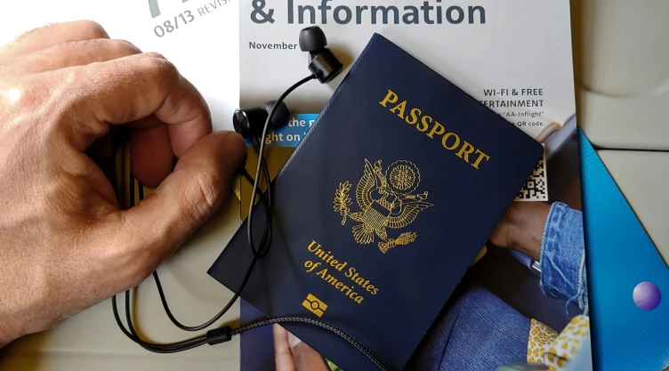 El Departamento de Estado de EU pausó nuevas citas para visas de estudiantes.