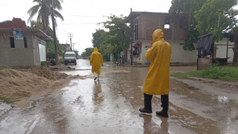“Hilary” se intensifica a huracán categoría 1 en costas de Baja California Sur