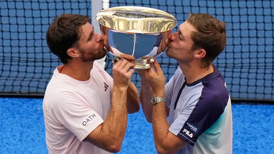Christian Harrison y Neal Skupski tras ganar el US Open 2026 en dobles.