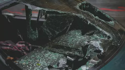 Aparatoso accidente vial deja a una mujer sin vida y múltiples lesionados en Zapopan