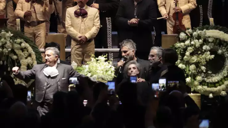 Cuquita, la esposa de Vicente Fernández dedica unas palabras 