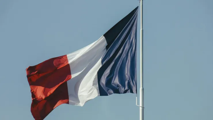 apellidos-que-podrian-darte-nacionalidad-francesa.jpg