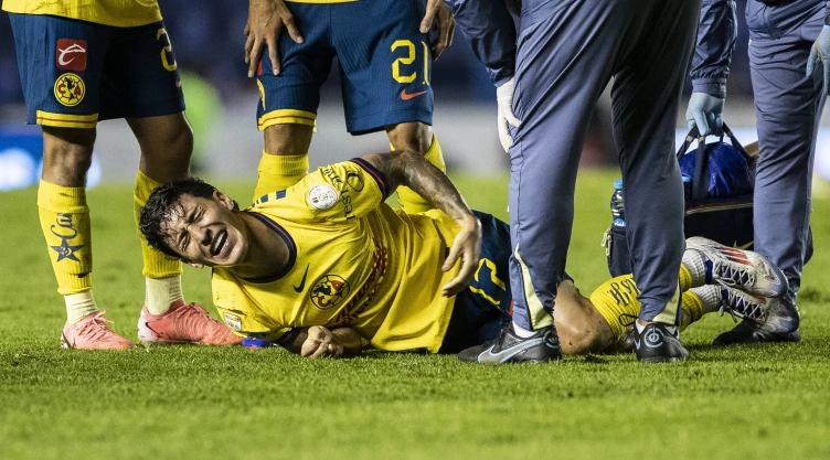 Lesión de Alejandro Zendejas vs Querétaro