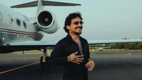 Christian nodal (3).png