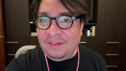 Akira muere de Covid 19