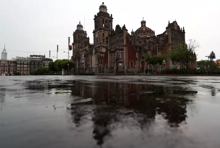 Lluvia ligera en la capital