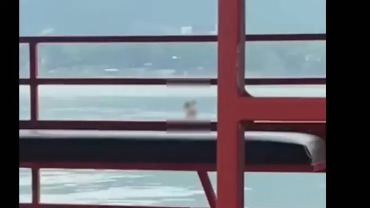 ¡A la vista de todos! Captan a pareja teniendo relaciones en presa La Boca en Nuevo León.jpg