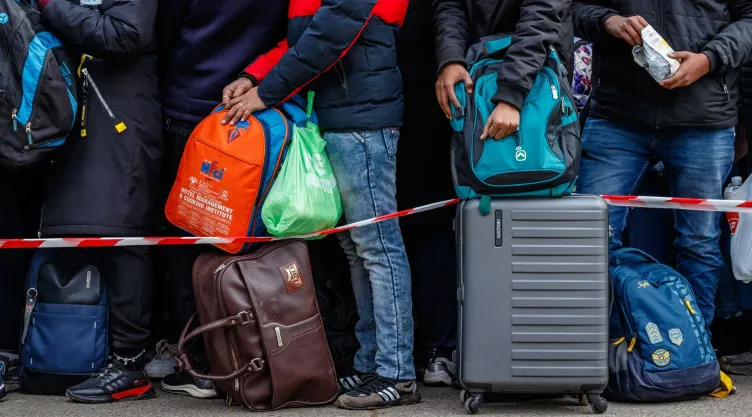 refugiados-empleo.jpg