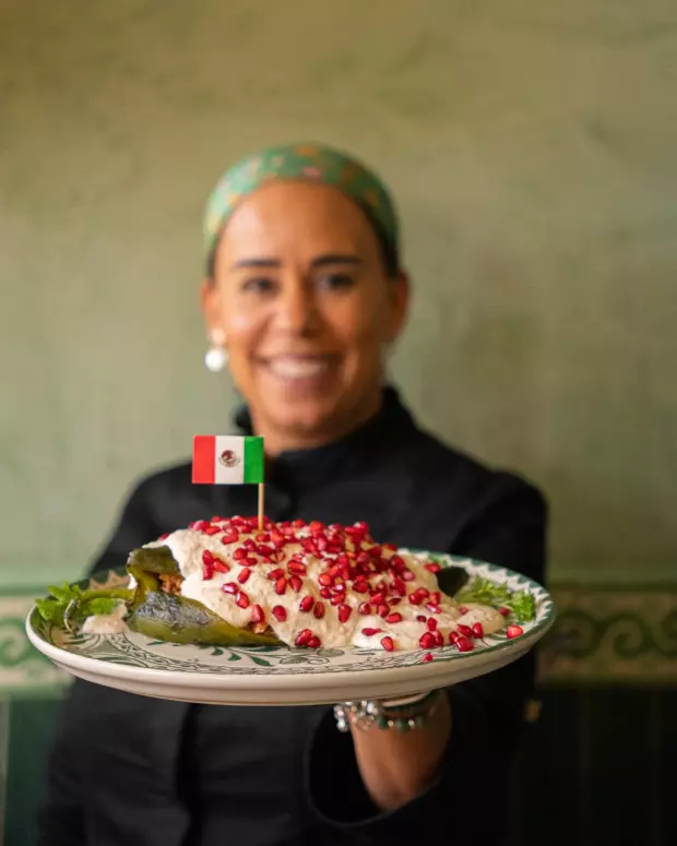 chiles en nogada