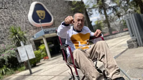 Manuel “Pajarito” Andrade, creador del logo de Pumas
